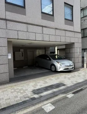 MKビルの外観
