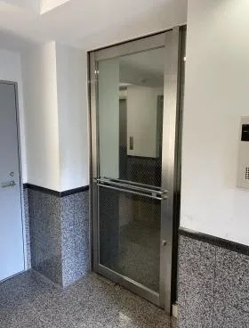 KTビルの外観