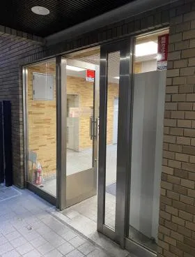 天野ビル新館の外観