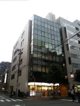 銀座大塚ビルの外観