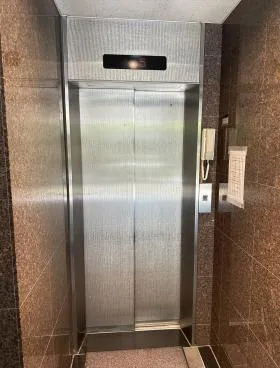 本郷BOXツリービルの外観