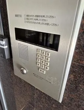 本郷BOXツリービルの外観