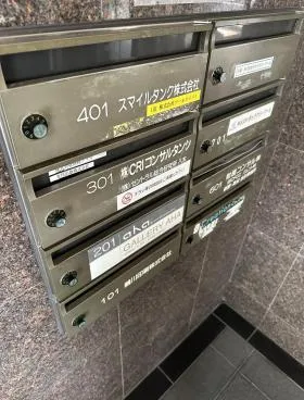 本郷BOXツリービルの外観