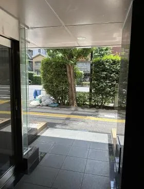 本郷BOXツリービルの外観