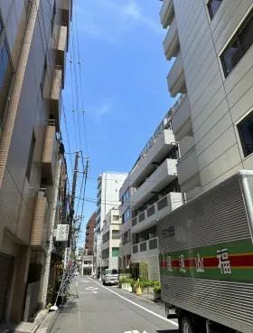 本郷BOXツリービルの外観