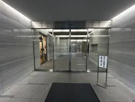 いちご本郷三丁目ビル(旧:JEI本郷)ビルの外観