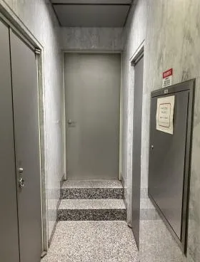 本郷三丁目THビルの外観