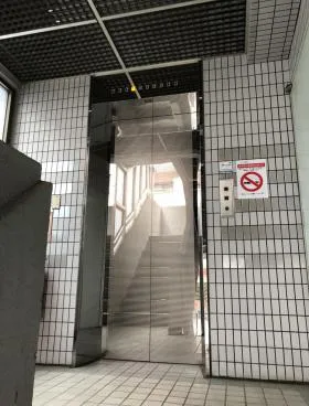 AZ Ginza East(旧ファンデックス銀座)ビルの外観