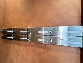 AZ Ginza East(旧ファンデックス銀座)ビルの外観