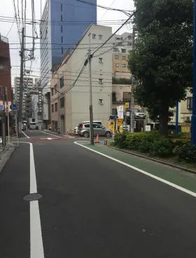 平原ビルの外観