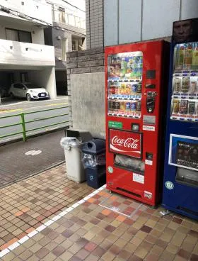 興洋ビルの外観