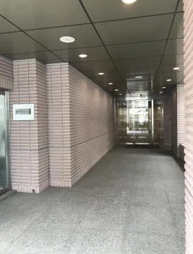 日本橋小網ビルの外観