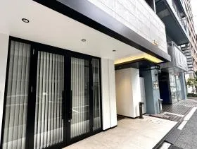 Biz Feel 日本橋小伝馬町ビルの外観