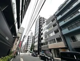 Biz Feel 日本橋小伝馬町ビルの外観