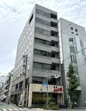本郷信徳ビルの外観