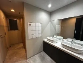 コア本郷ビルの外観