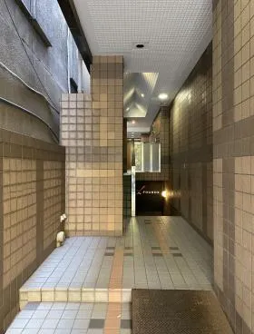 タムラビルの外観