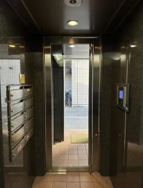 日本橋久松町栗原ビルの外観