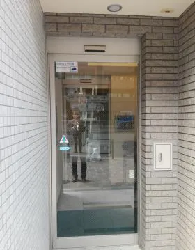 エルピスビルの外観