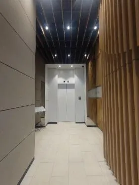 新宿やわらぎビルの外観