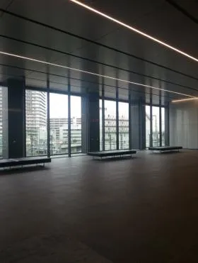 大崎ウィズタワーの外観