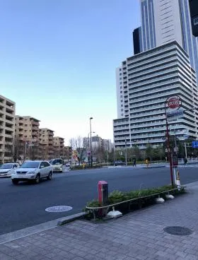 インペリアル西新宿ビルの外観
