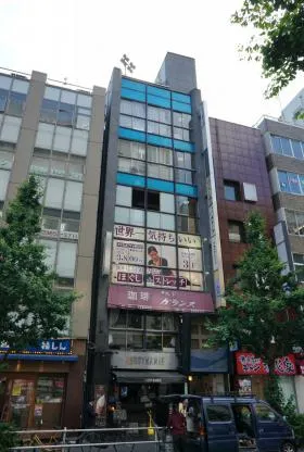 石川ビルの外観