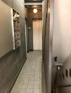 石川ビルの外観