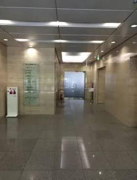 オーク赤坂ビルの外観