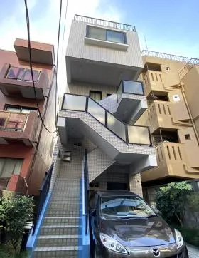 Kビルの外観