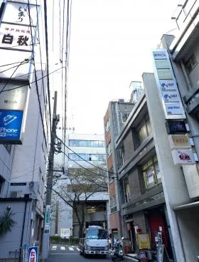 並木ビルの外観
