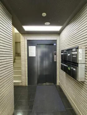 芦沢ビルの外観