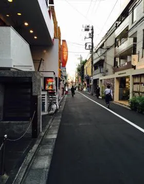 グランエストビルの外観