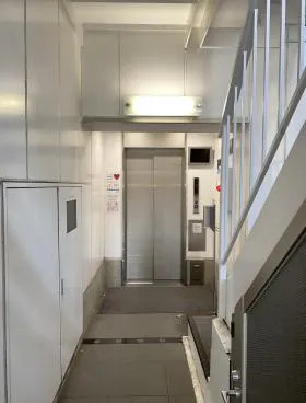 いちご四谷四丁目ビル (旧)COI四谷4丁目の外観