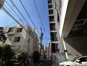 アシストビルの外観
