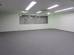 新宿太陽ビルの外観