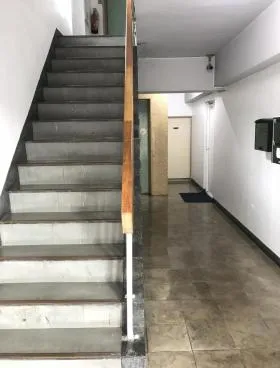 石見ビルの外観