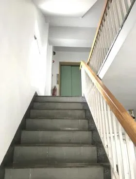 石見ビルの外観