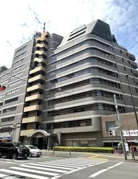 新宿ラムダックスビルの外観