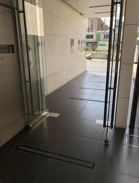 オフィス高田馬場ビルの外観