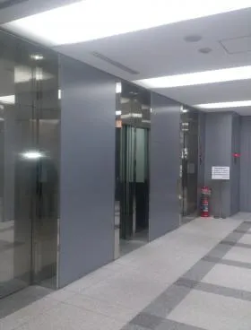 KDX西新橋ビルの外観
