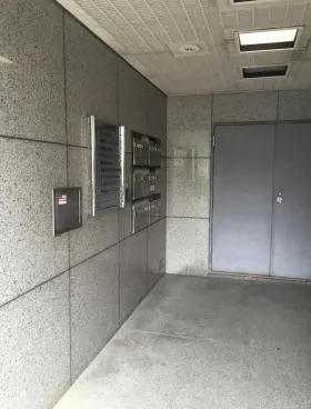 ツクド岡本ビルの外観