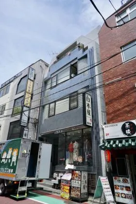 四谷ヂンゴビルの外観