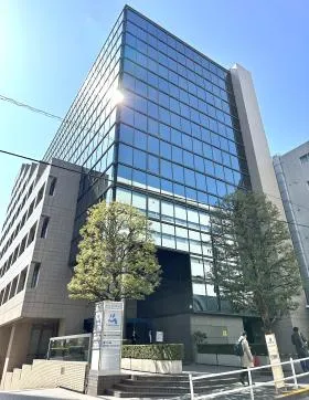中央ビルの外観