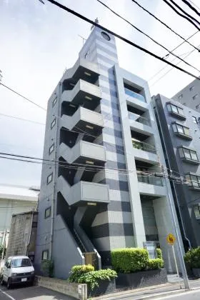 岡家寿ビルの外観