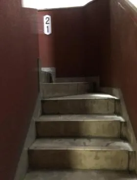 新宿鈴木B館ビルの外観