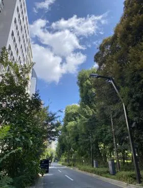 156御苑ビルの外観