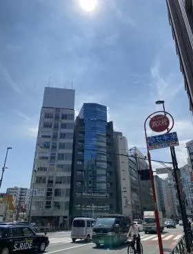 T&Tビルの外観