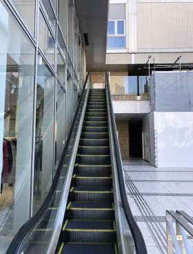 代官山プラザビルの外観
