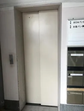 全パンビルの外観